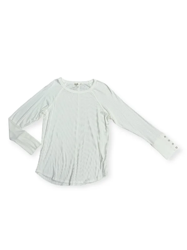 Top Long Sleeve By Clothes Mentor In Ivory, Size: M